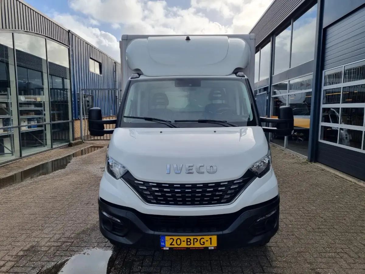 70C18 3.0D Koffer 1000kg LBW GVW 7000kg Euro 6