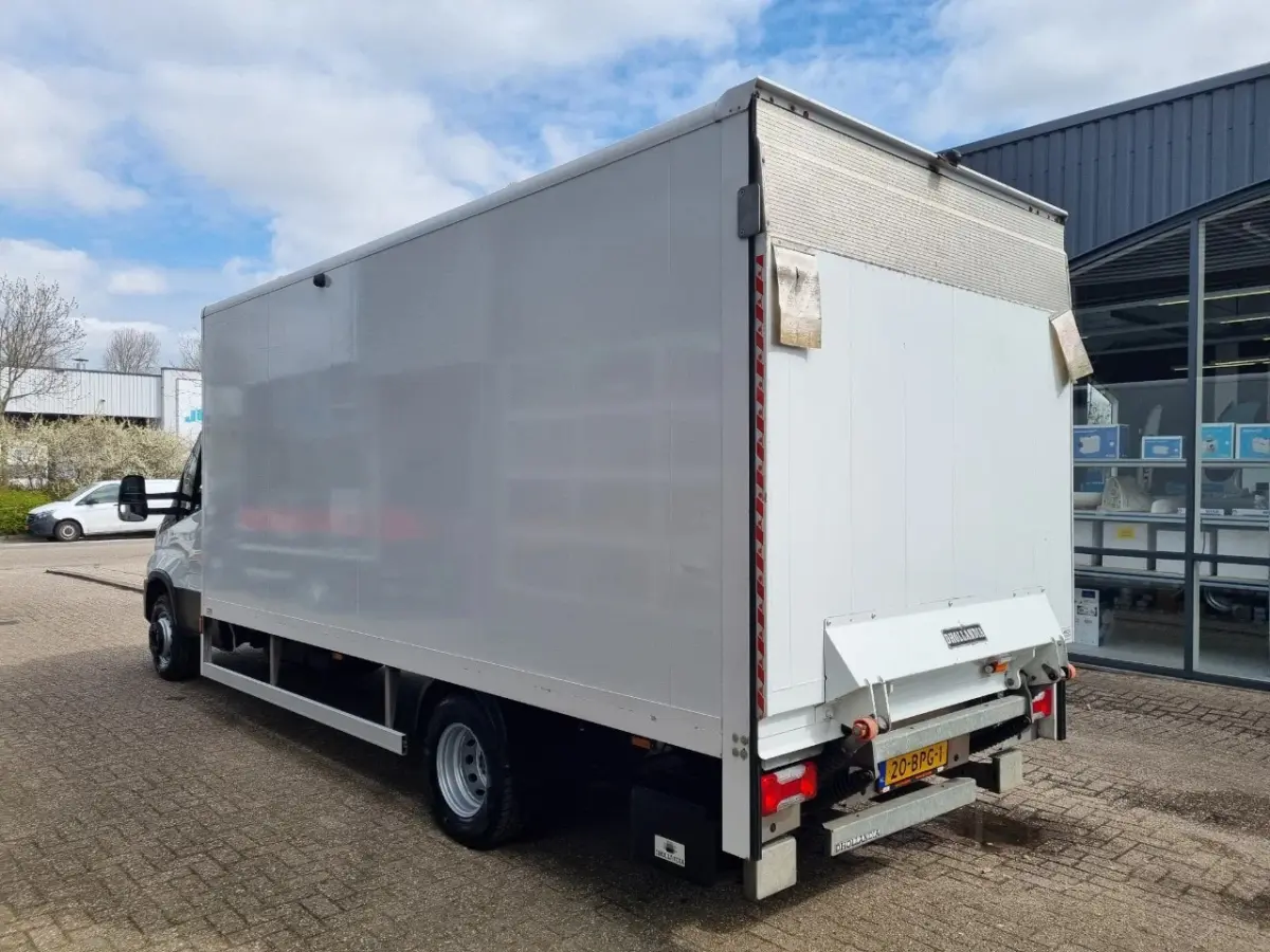 70C18 3.0D Koffer 1000kg LBW GVW 7000kg Euro 6