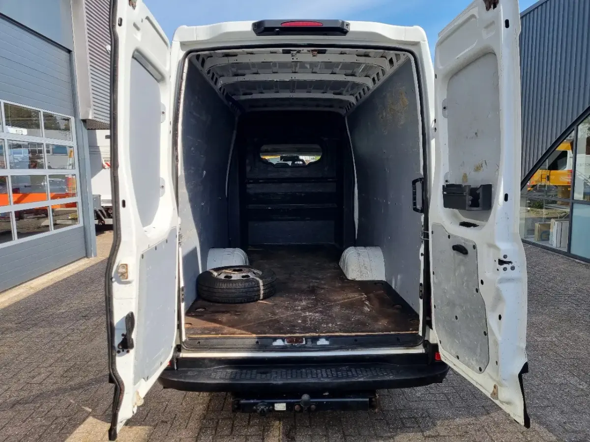 50C17/ L4H2 MAXI/ DC / 6 Zitplaatsen/ EURO 6