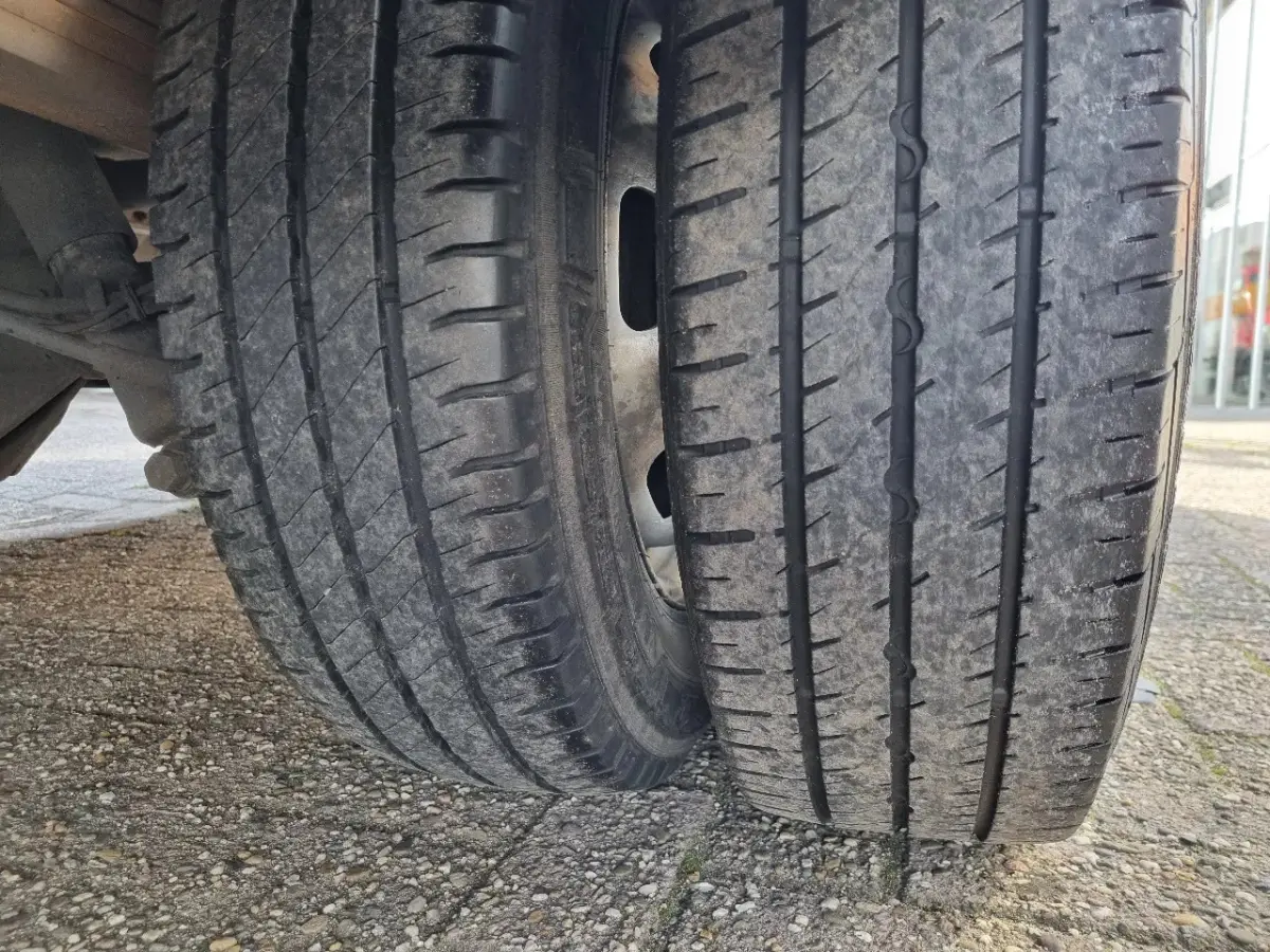 50C17/ L4H2 MAXI/ DC / 6 Zitplaatsen/ EURO 6