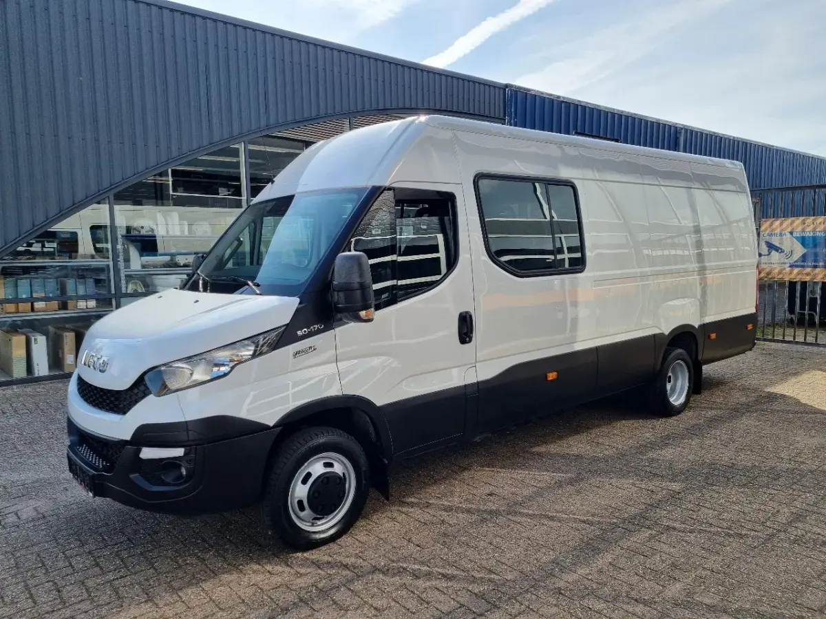 50C17/ L4H2 MAXI/ DC / 6 Zitplaatsen/ EURO 6