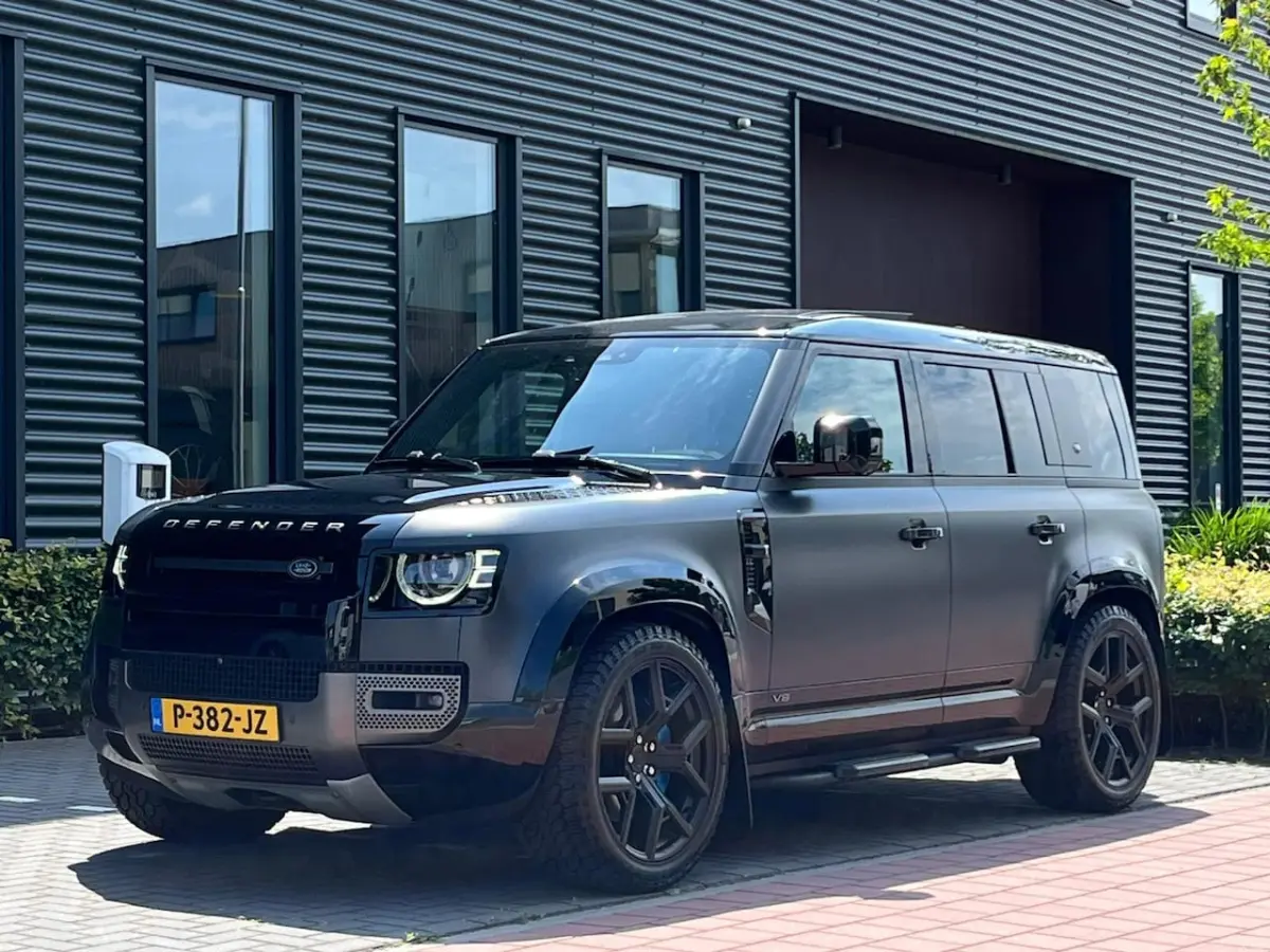 110 P525 V8 Carpathian Edition | URBAN |