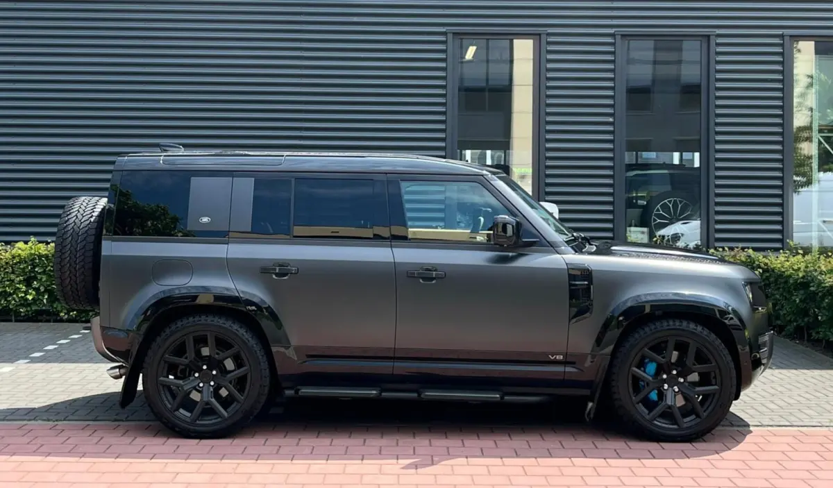 110 P525 V8 Carpathian Edition | URBAN |