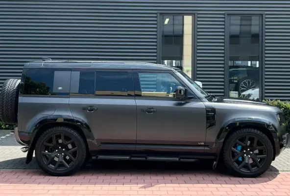 110 P525 V8 Carpathian Edition | URBAN |