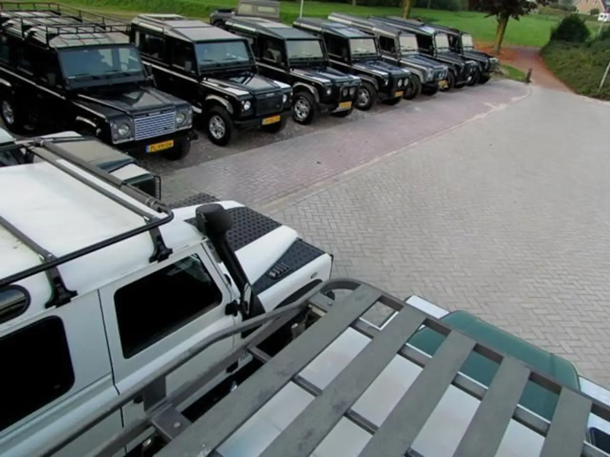 Land Rover Defender 110 leasen