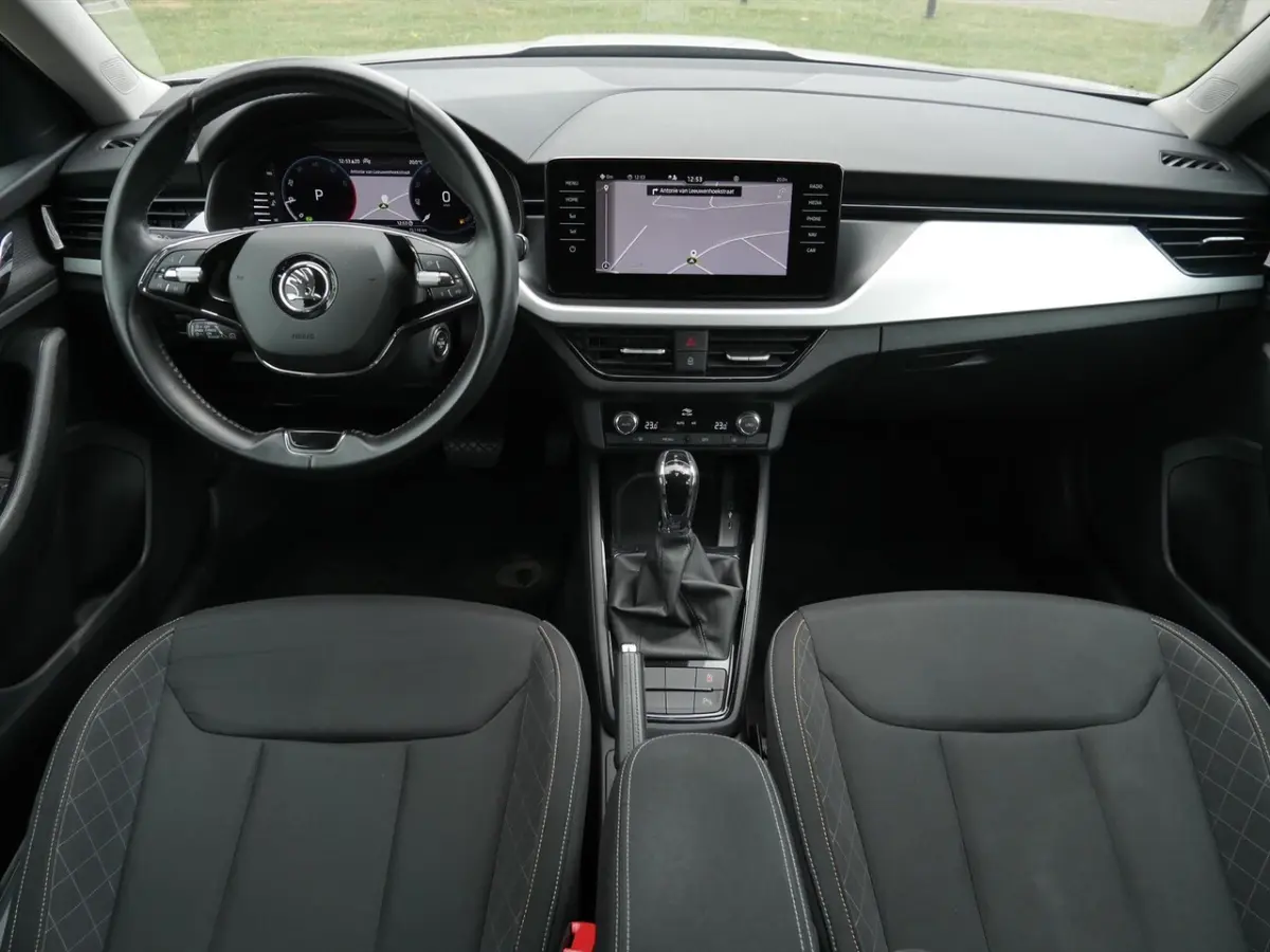 1.0 TSI DSG-7 Greentech 110pk Sport Business | Virtual | Adaptive Cruise | Kessy | 2xPDC |