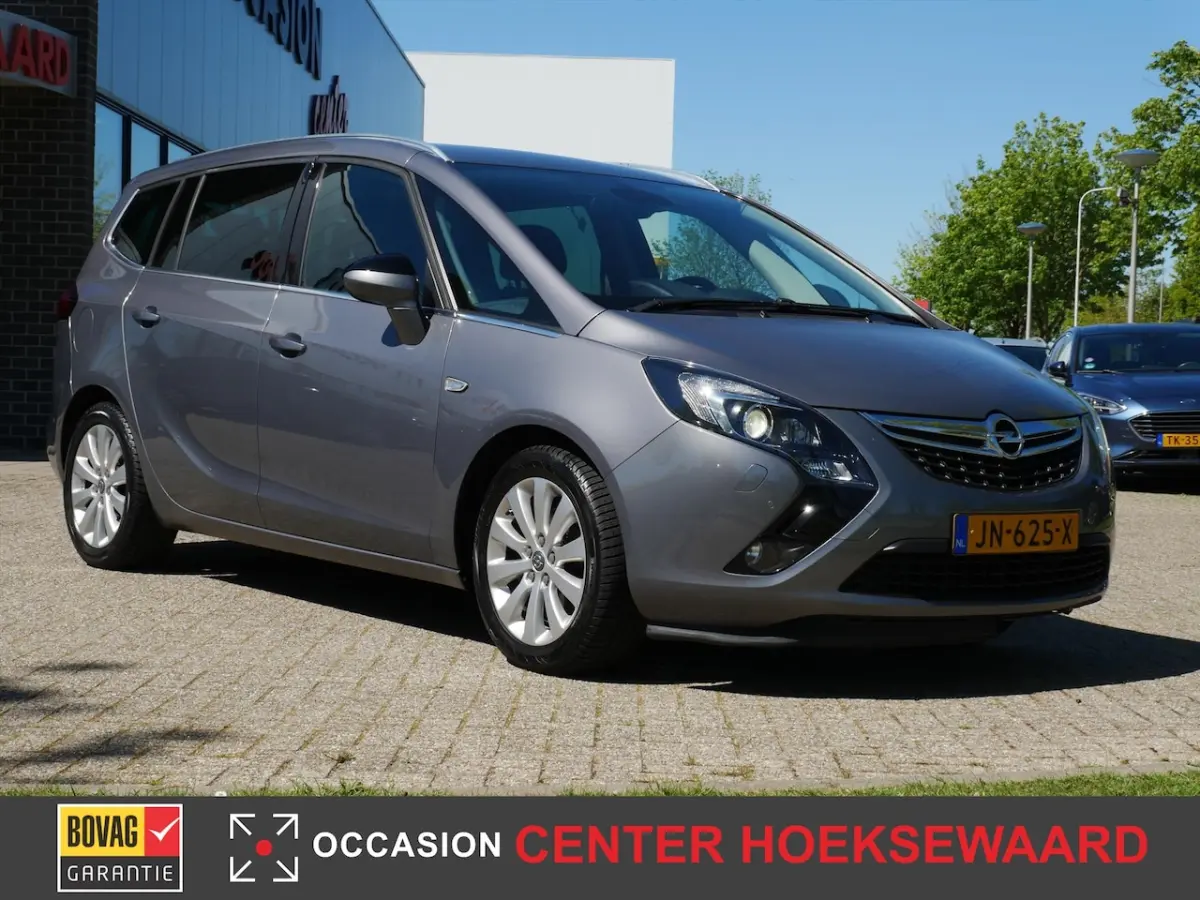 1.4T 103KW Innovation | 7 persoons | Privacy | Camera | Afn. Trekhaak |