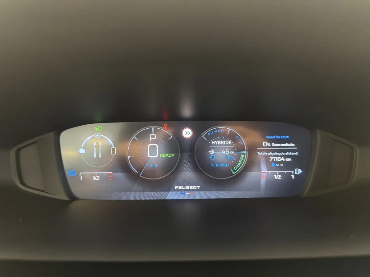 1.6 Plug-in Hybrid 180 Active Pack Business Carplay/Android Auto PDC 24 Maanden garantie*