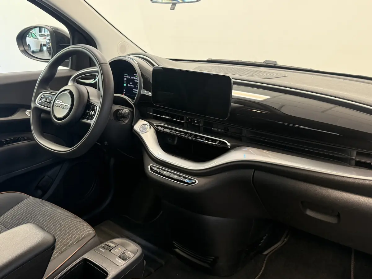 Icon 42 kWh PDC Keyless GO 24 Maanden garantie* (Vraag naar de voorwaarden)