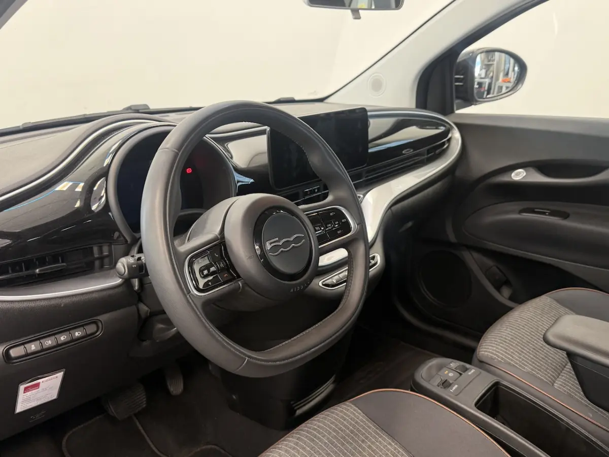 Icon 42 kWh PDC Keyless GO 24 Maanden garantie* (Vraag naar de voorwaarden)