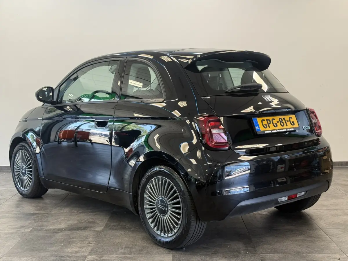 Icon 42 kWh PDC Keyless GO 24 Maanden garantie* (Vraag naar de voorwaarden)