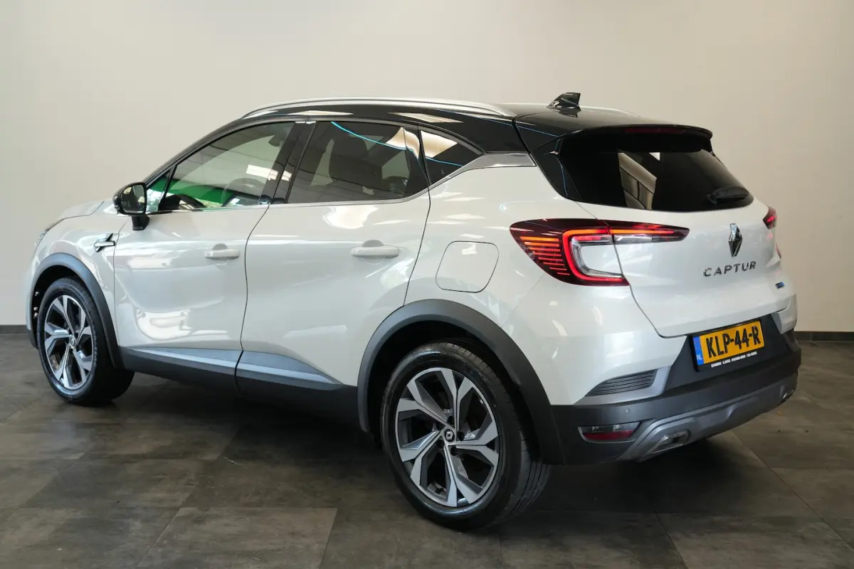 1.6 E-Tech Plug-in Hybrid 160 R.S. Line Cruise/Climate 24 Maanden garantie* (Vraag naar de