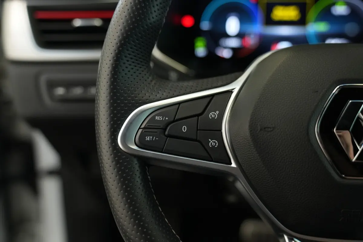 1.6 E-Tech Plug-in Hybrid 160 R.S. Line Cruise/Climate 24 Maanden garantie* (Vraag naar de