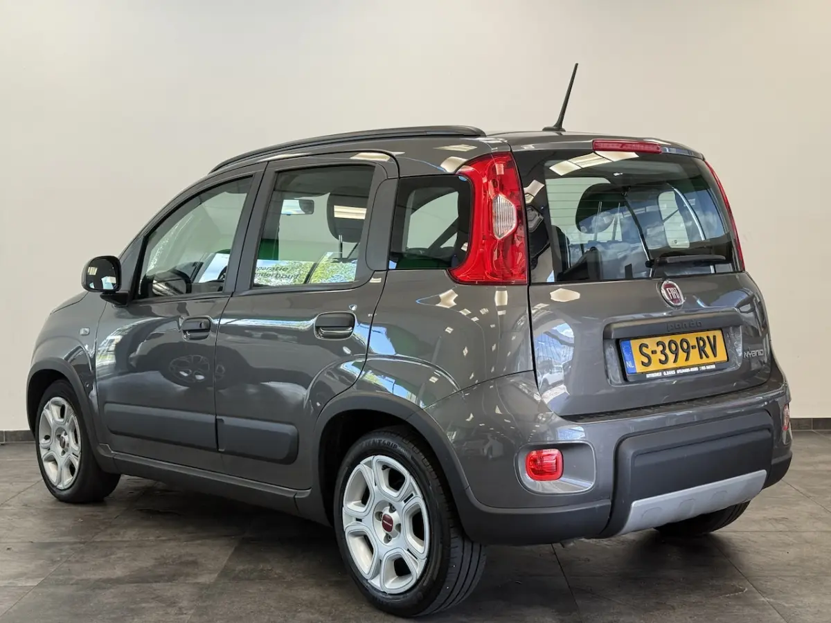 1.0 Hybrid City Life Airco Bluetooh 24 Maanden garantie* (Vraag naar de voorwaarden)