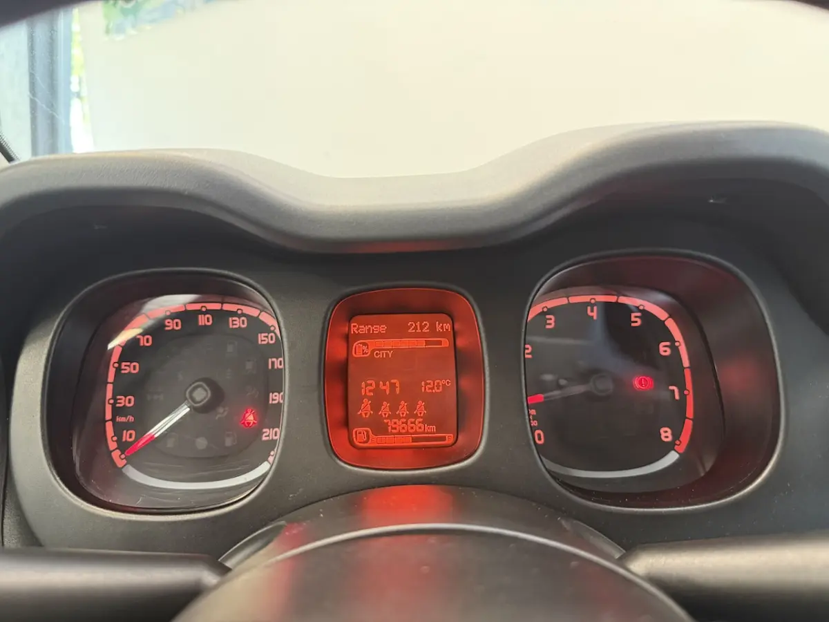 1.0 Hybrid City Life Airco Bluetooh 24 Maanden garantie* (Vraag naar de voorwaarden)