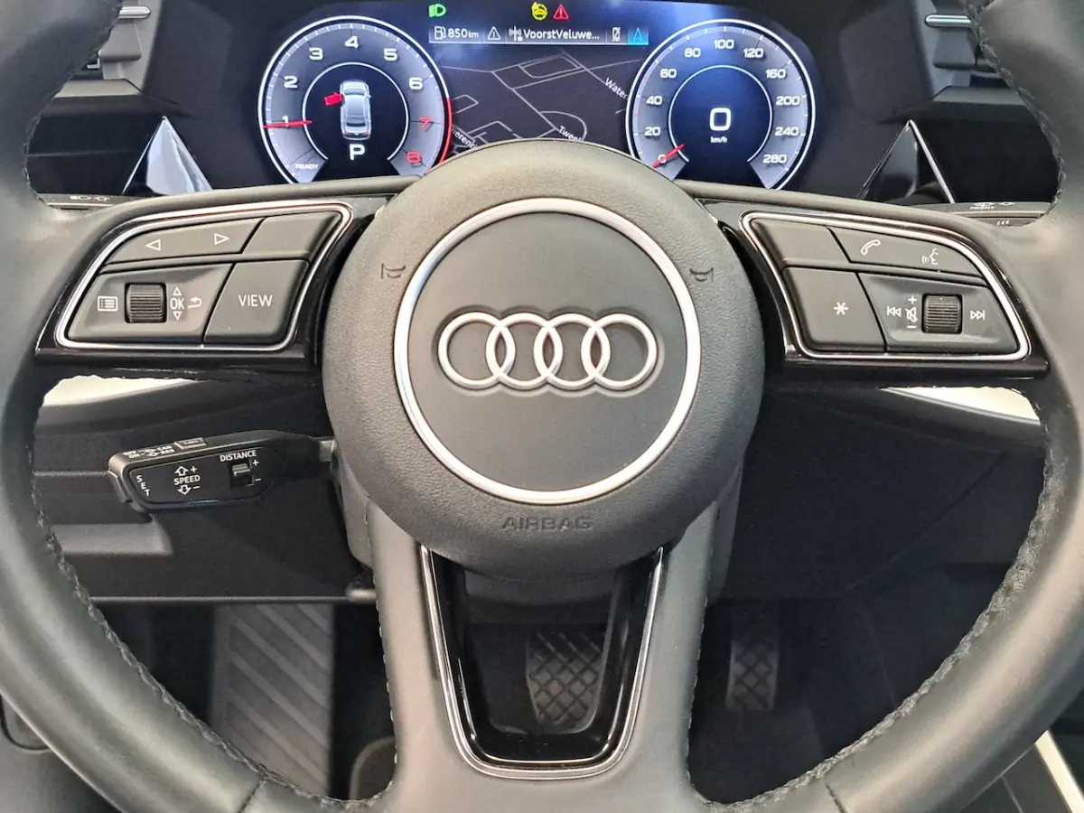 30 TFSI Pro Line Navigatie Carplay Clima Cruise VCP 17"LM 24 Maanden garantie* (Vraag naar