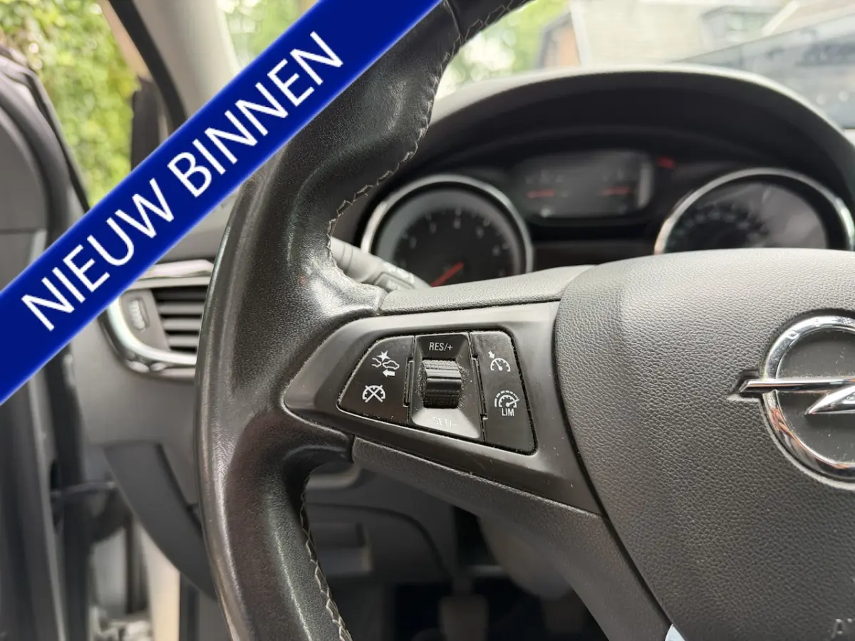 1.2 Design & Tech CARPLAY|CAM|LANE.ASSIST