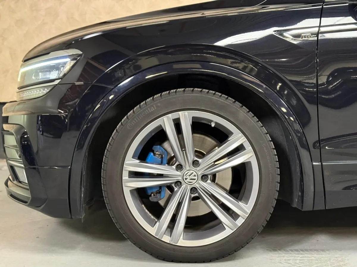 2.0 TSI 4Motion Highline Business R | Pano | Trekhaak | 360 Camera | Akrapovic | Leer | me