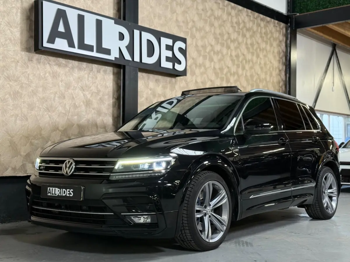 2.0 TSI 4Motion Highline Business R | Pano | Trekhaak | 360 Camera | Akrapovic | Leer | me