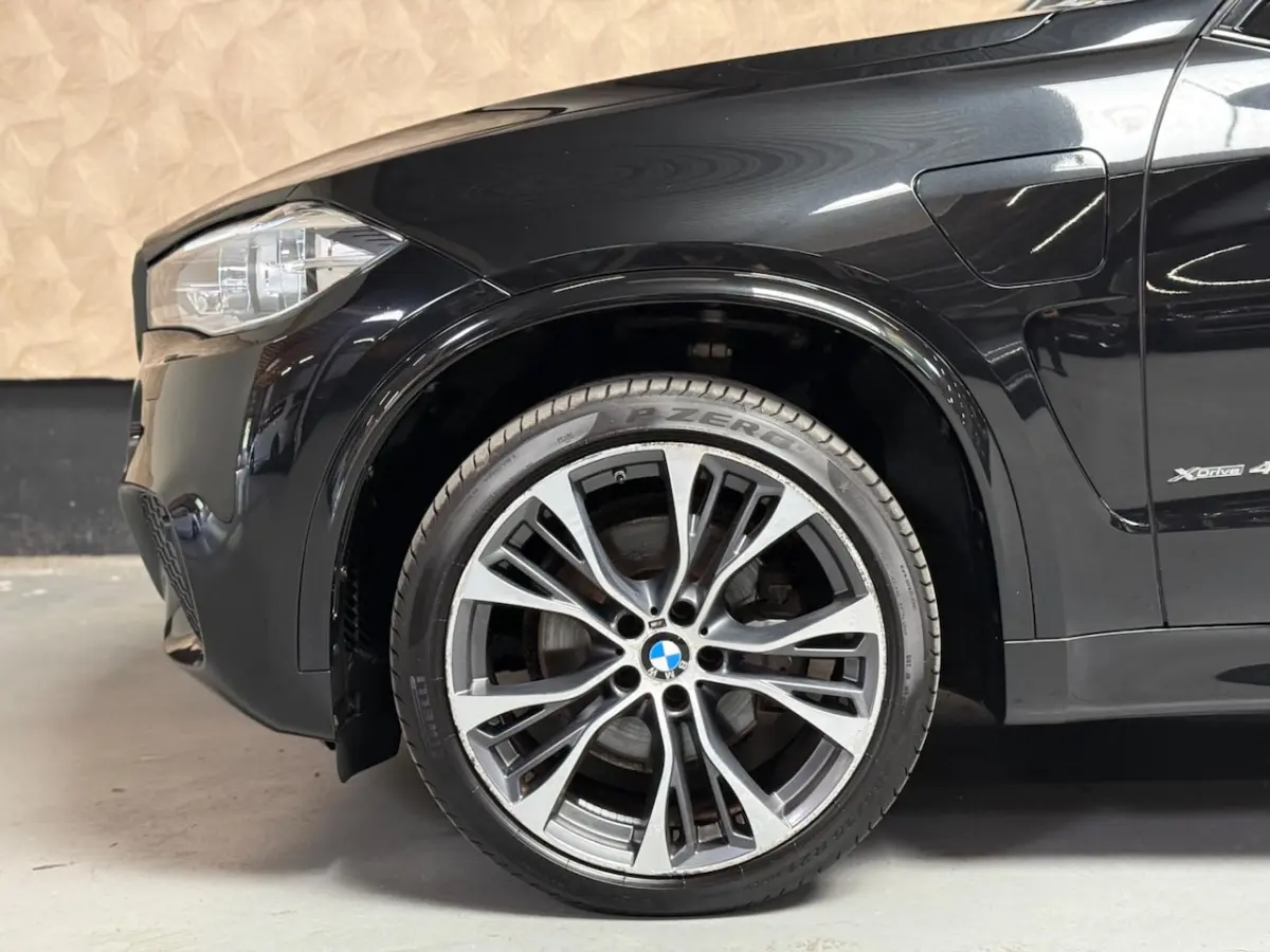 XDrive40e iPerformance High Executive | M Sport | NAP | Pano | Leer | Memory | Camera