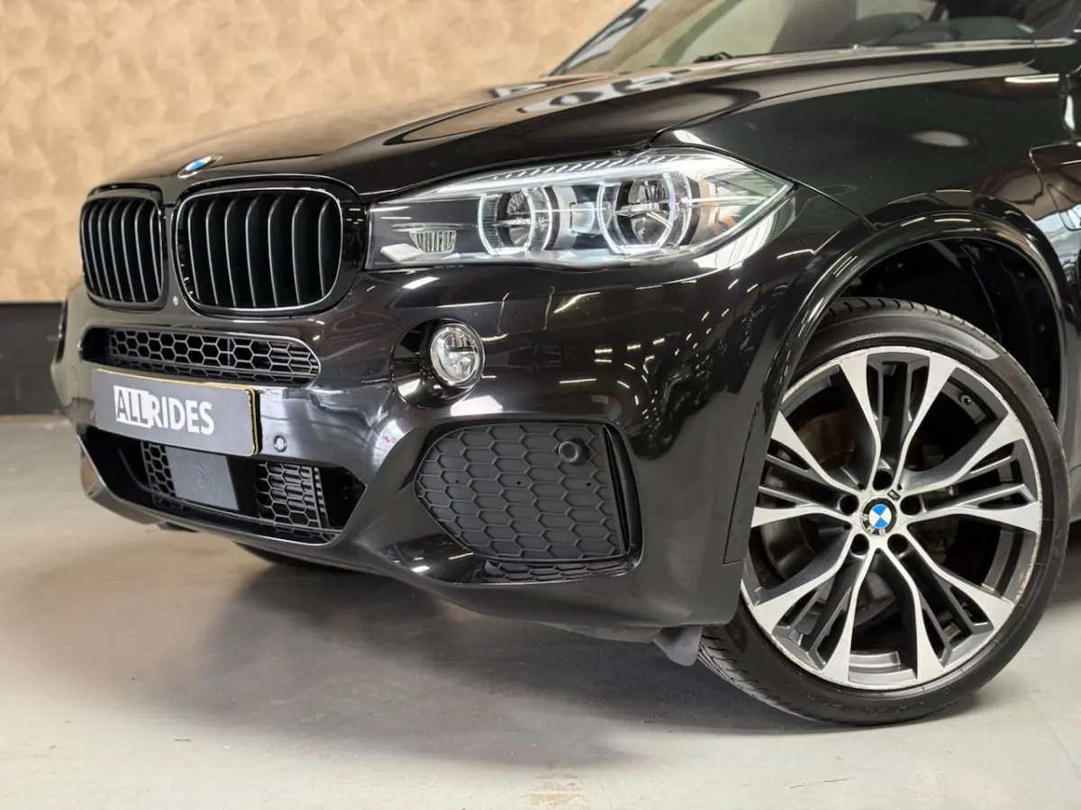 XDrive40e iPerformance High Executive | M Sport | NAP | Pano | Leer | Memory | Camera