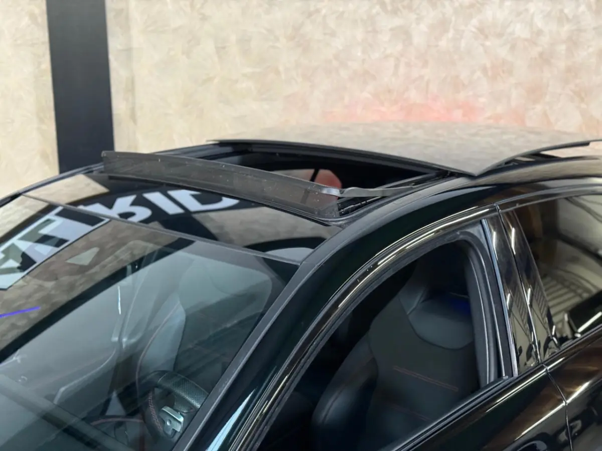 180 Business Solution AMG | NAP | Pano | Camera | Sfeerverlichting | Stoelverwarming