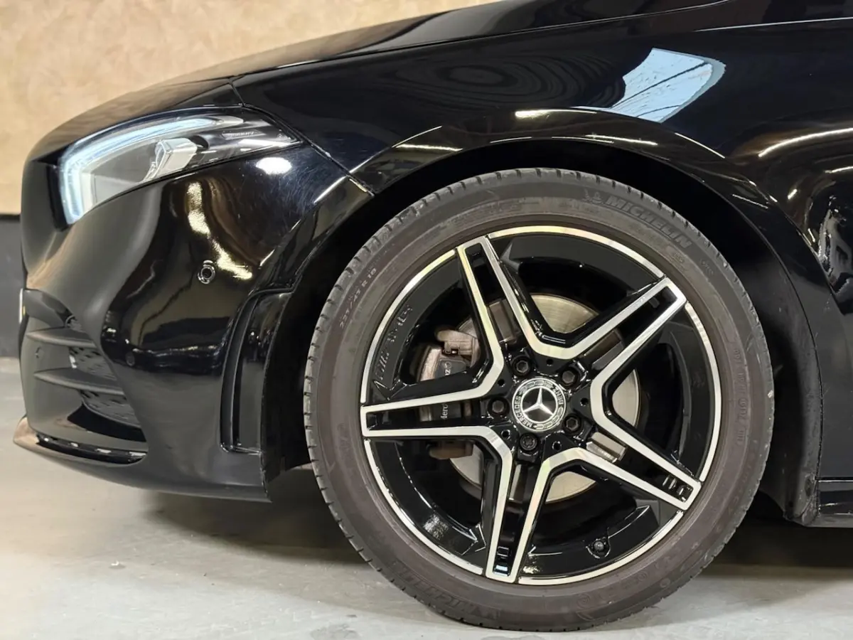 180 Business Solution AMG | NAP | Pano | Camera | Sfeerverlichting | Stoelverwarming