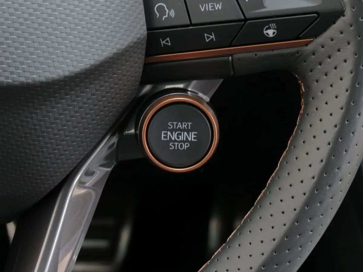 1.4 e-Hybrid VZ 245 Copper Edition Trekhaak|Super Sport Stuur|Camera|Car-Play|Navi|Clima|A
