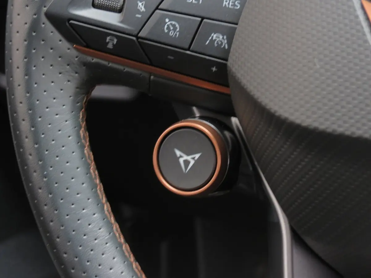 1.4 e-Hybrid VZ 245 Copper Edition Trekhaak|Super Sport Stuur|Camera|Car-Play|Navi|Clima|A