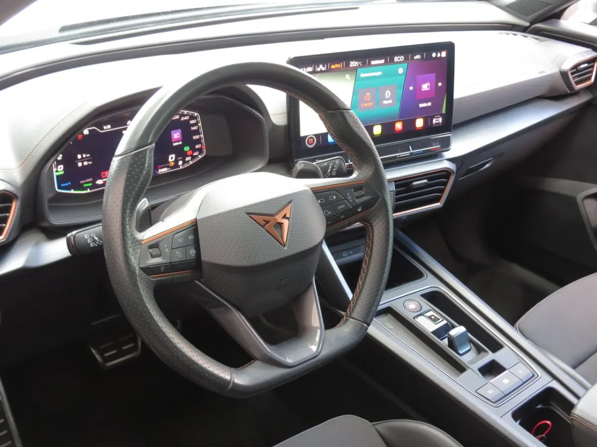 1.4 e-Hybrid VZ 245 Copper Edition Trekhaak|Camera|CarPlay|Sfeer|Ad. Cruise|Winter Pakket|
