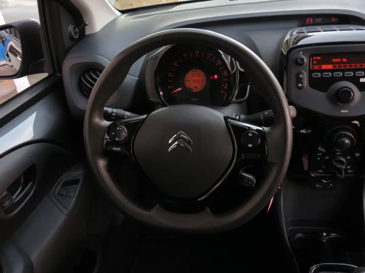 1.0 VTi Feel 5 Drs. Airco|LED|Bluetooth|Electr. Ramen|DAB+