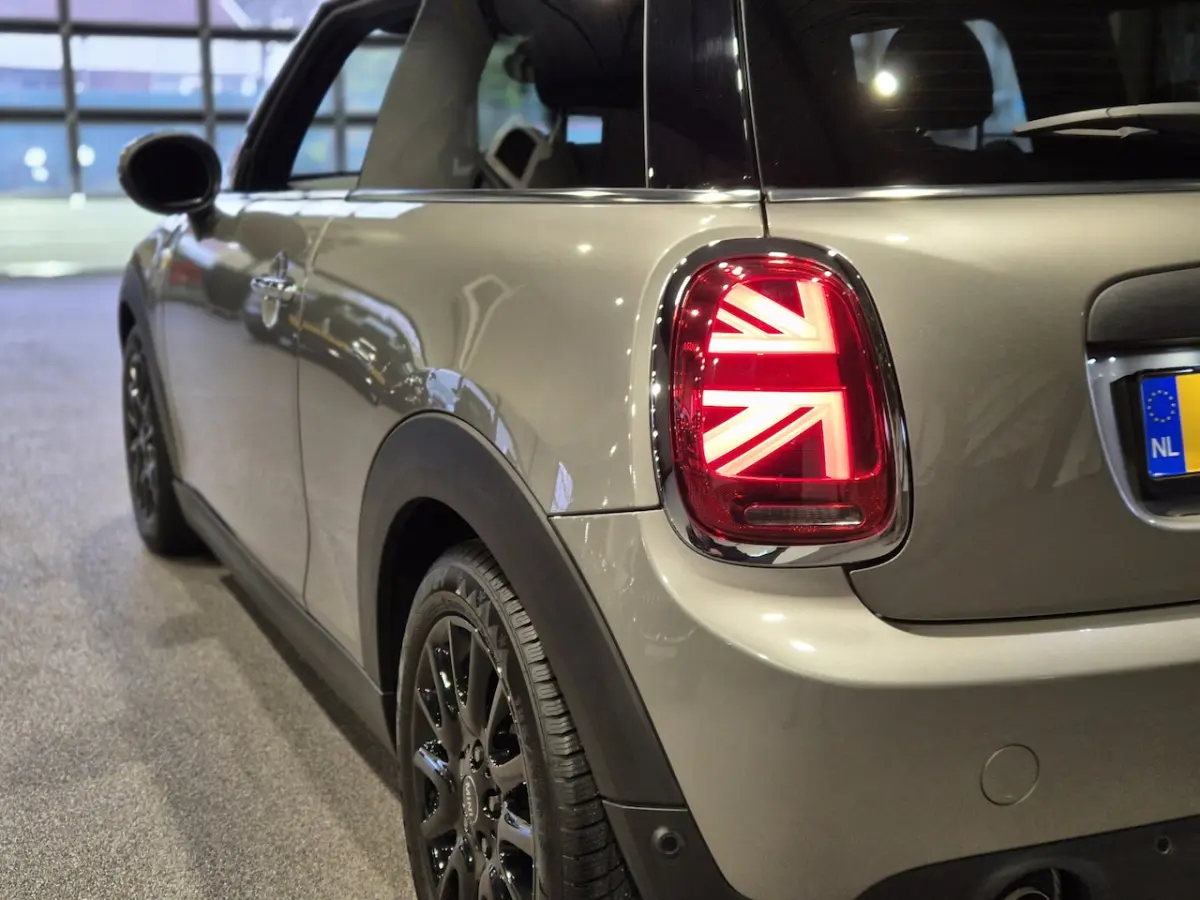 1.5 Salt Volleder | Navigatie | CarPlay | Leder | Stoelverwarming | LED
