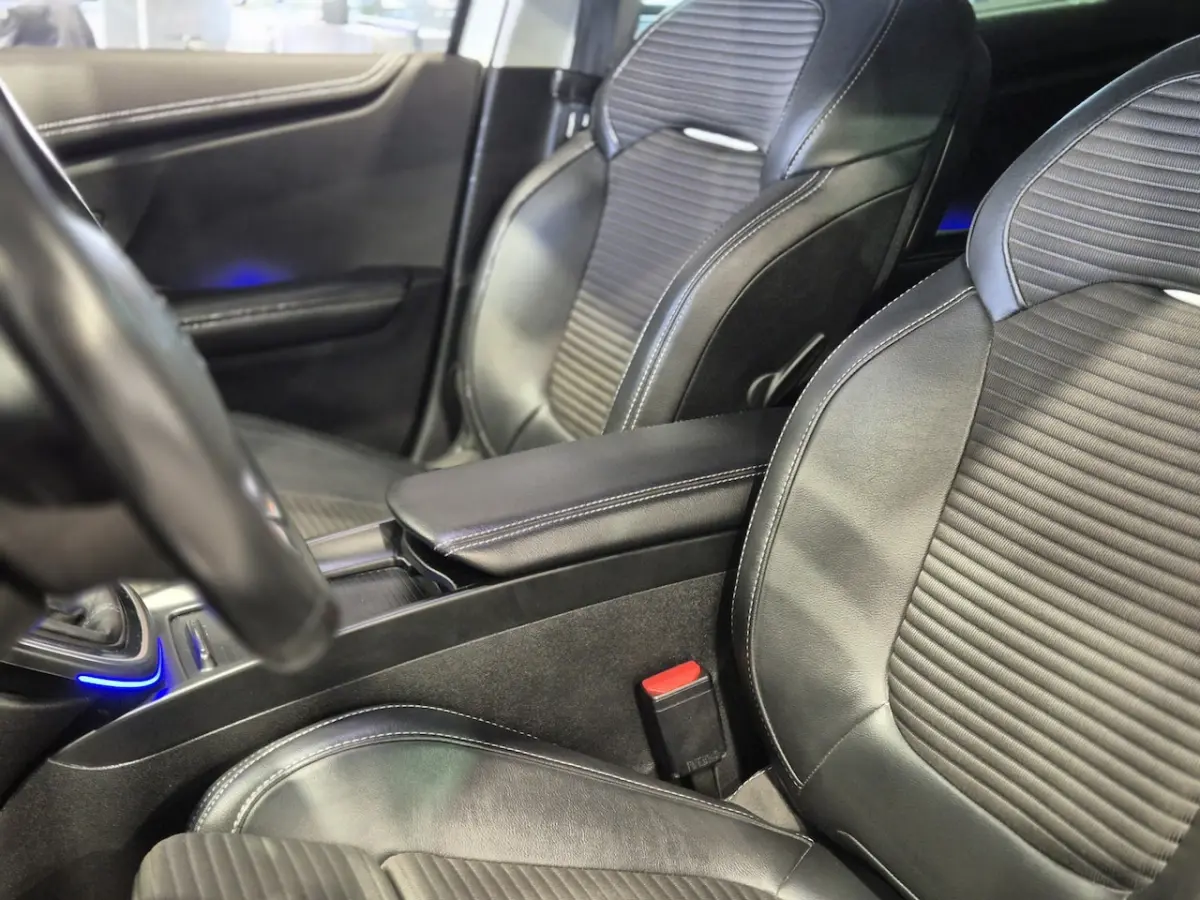 1.3 TCe Bose Camera |Groot scherm | Massage | Navigatie | Half leder | LED