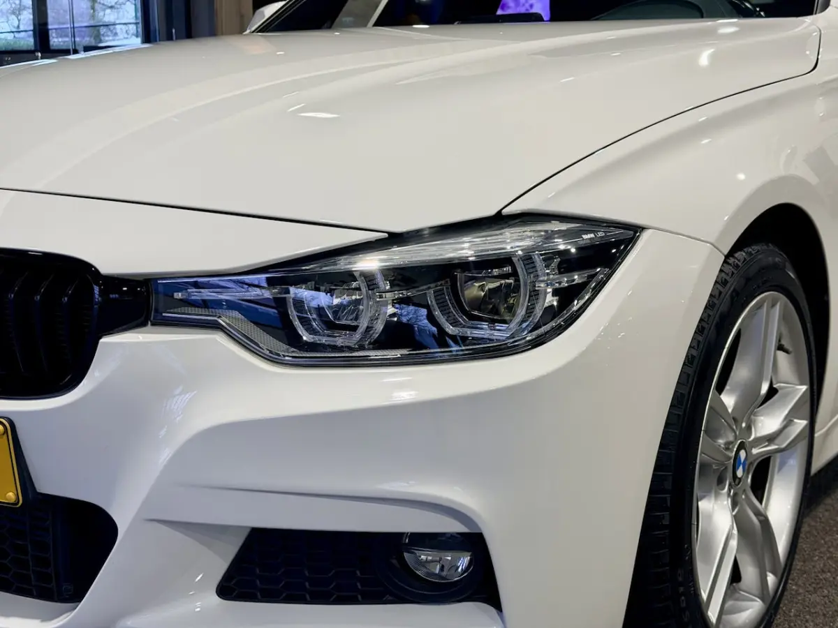 318i Executive M-Sport | Automaat | NAP | LED | Navigatie | Cruise
