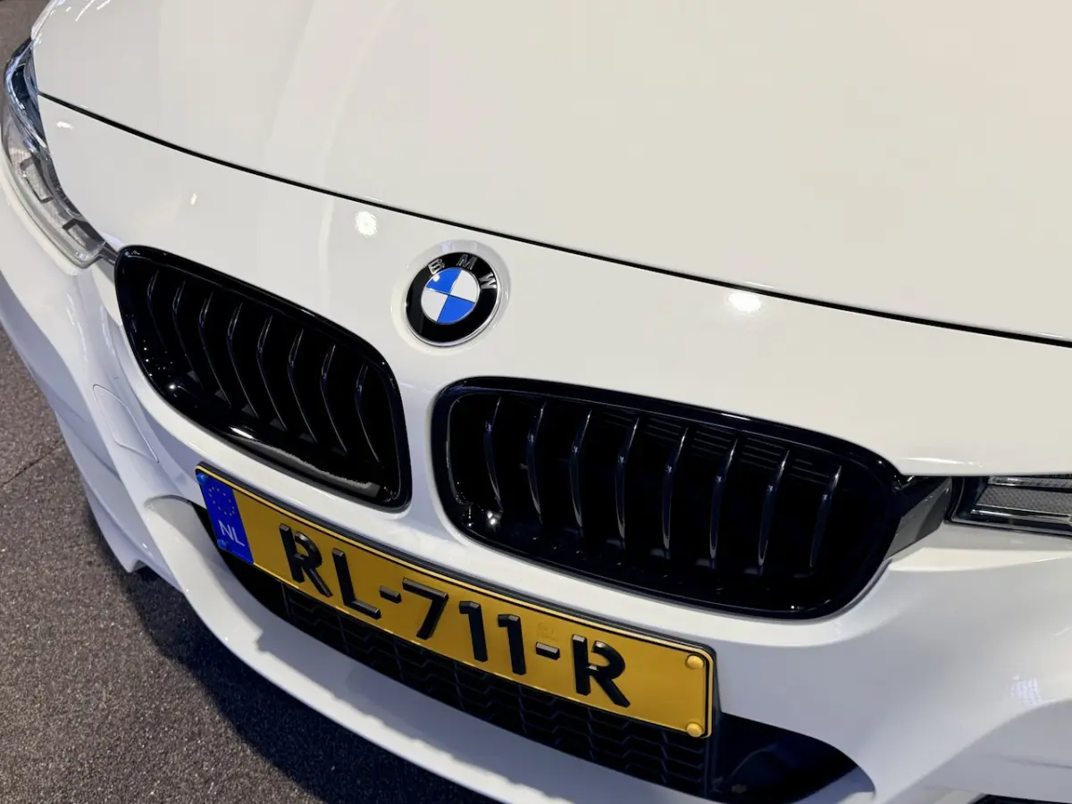 318i Executive M-Sport | Automaat | NAP | LED | Navigatie | Cruise