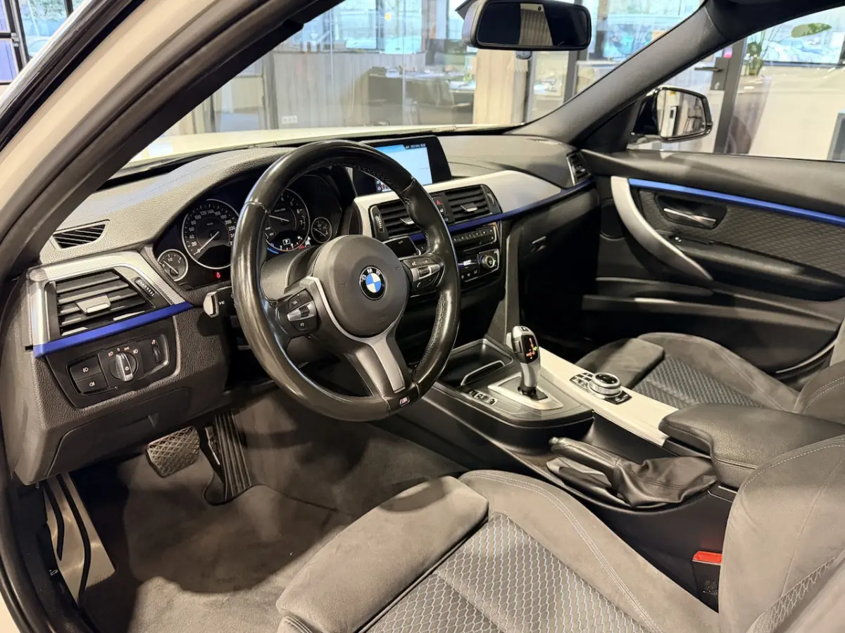318i Executive M-Sport | Automaat | NAP | LED | Navigatie | Cruise