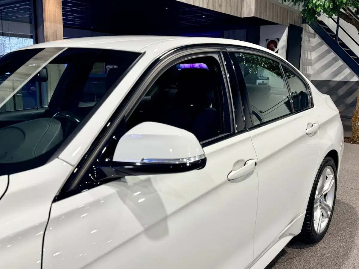 318i Executive M-Sport | Automaat | NAP | LED | Navigatie | Cruise