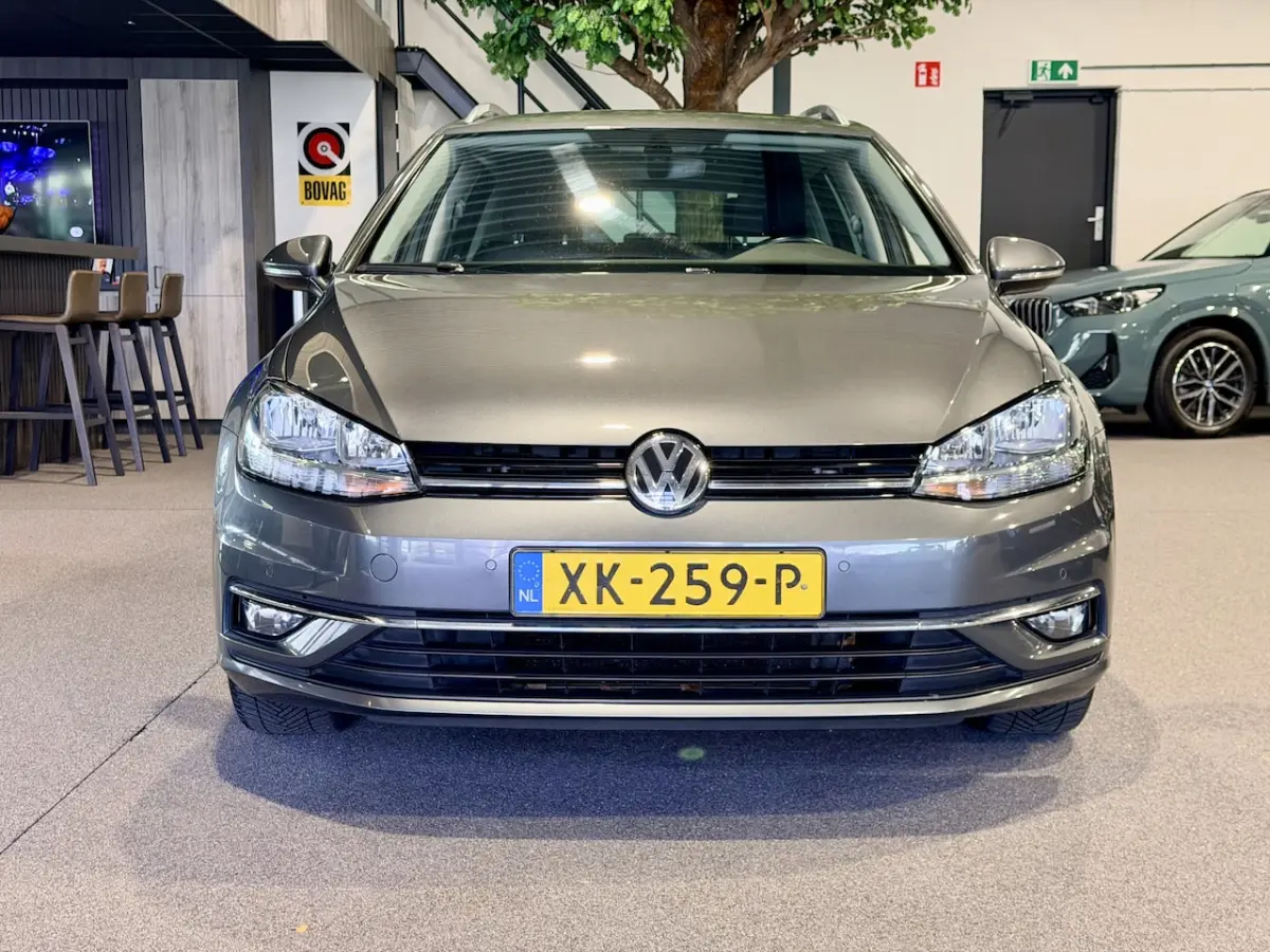 1.0 TSI Highline Virtual | Navigatie | Stoelverwarming | Massage stoelen | Carplay/Android