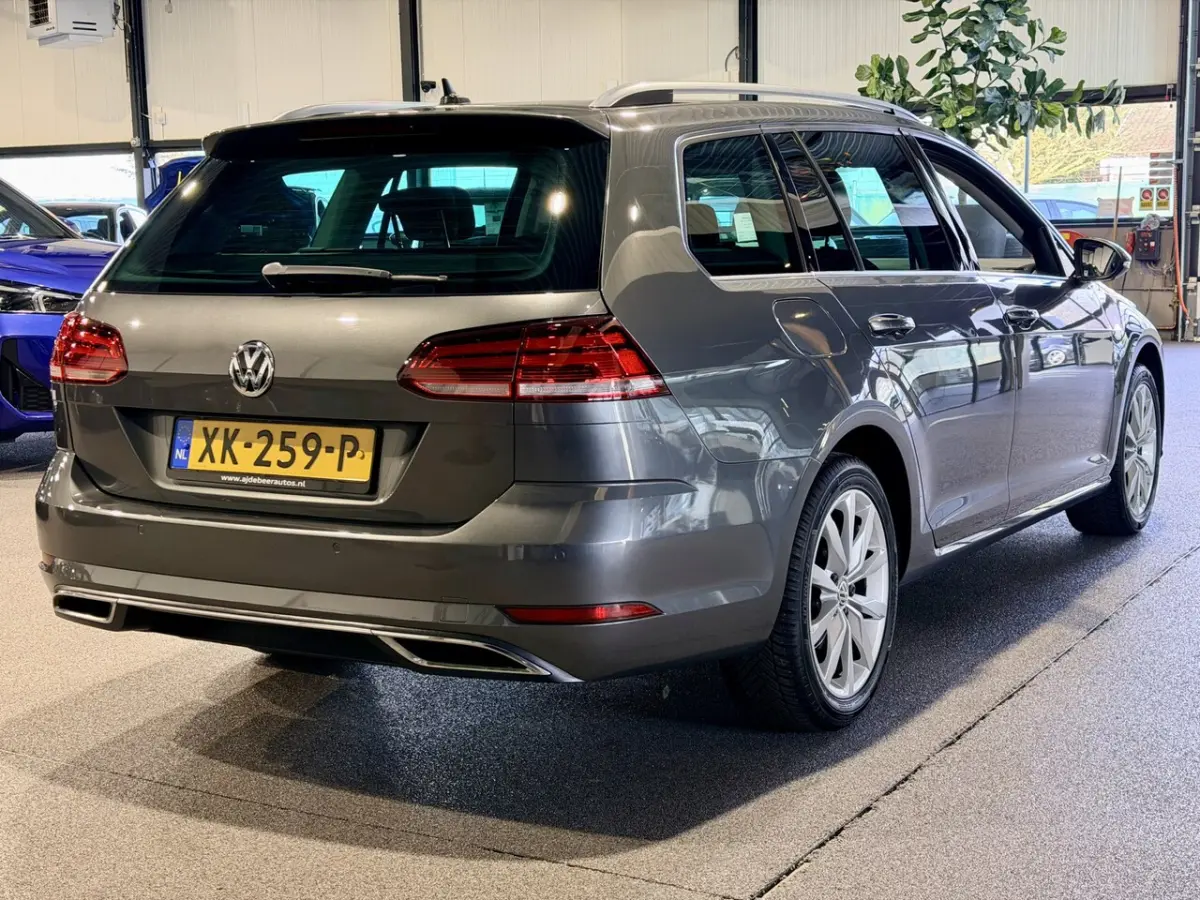 1.0 TSI Highline Virtual | Navigatie | Stoelverwarming | Massage stoelen | Carplay/Android