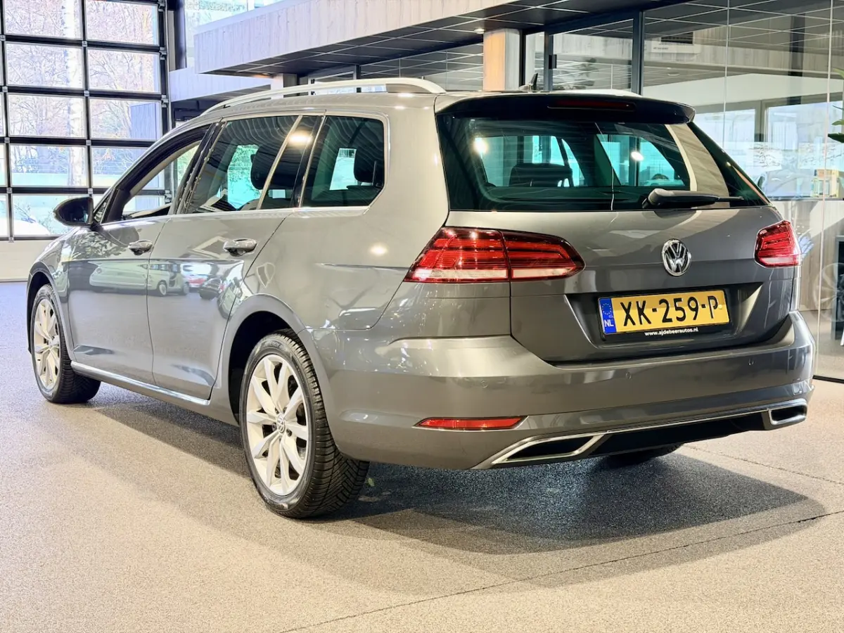 1.0 TSI Highline Virtual | Navigatie | Stoelverwarming | Massage stoelen | Carplay/Android