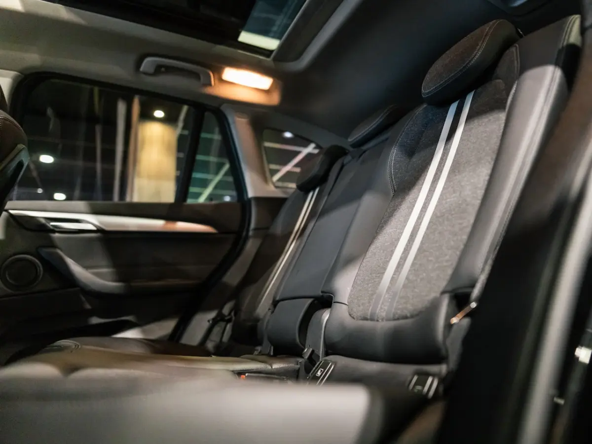 xDrive25e High Executive Sportline | Panorama | Camera | HUD | 4x4 | Stoelverwarming