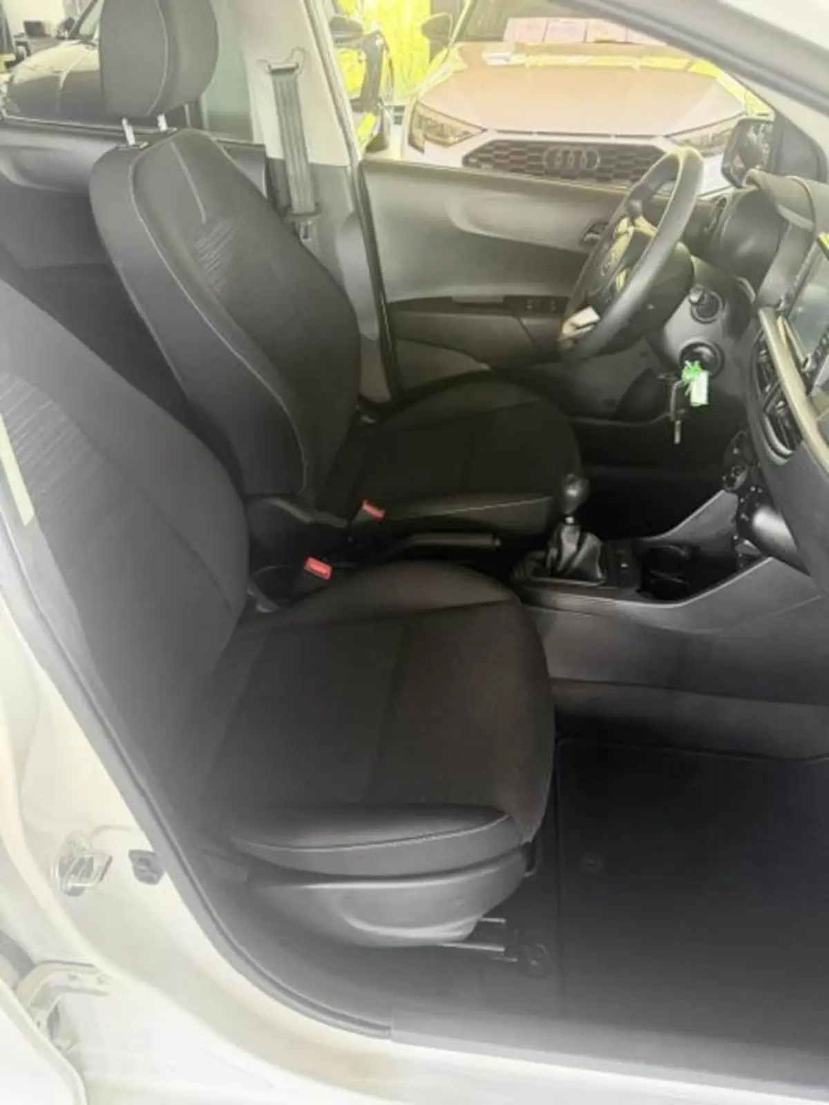1.0 MPi ComfortPlusLine Navi Carplay