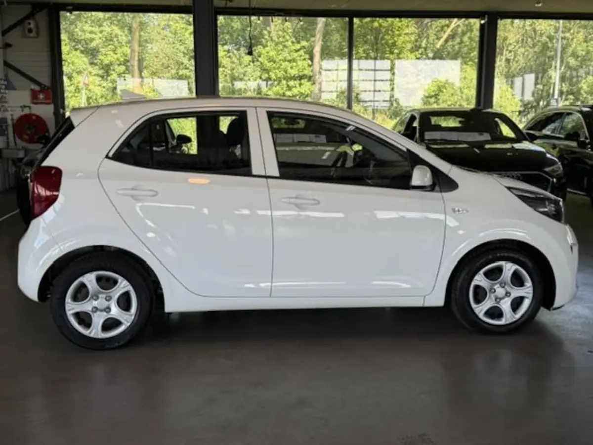 1.0 MPi ComfortPlusLine Navi Carplay