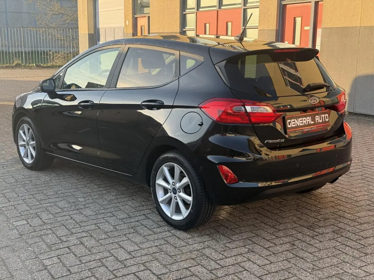 1.0 EcoBoost Titanium, Multimedia B&O, CAMERA