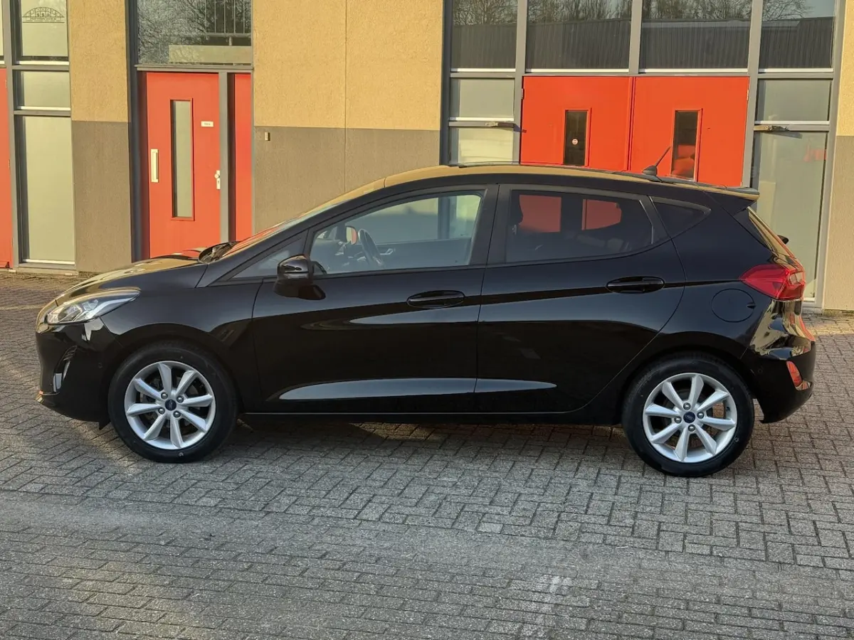 1.0 EcoBoost Titanium, Multimedia B&O, CAMERA