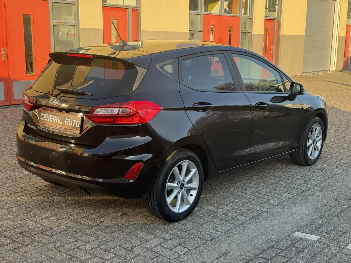 1.0 EcoBoost Titanium, Multimedia B&O, CAMERA