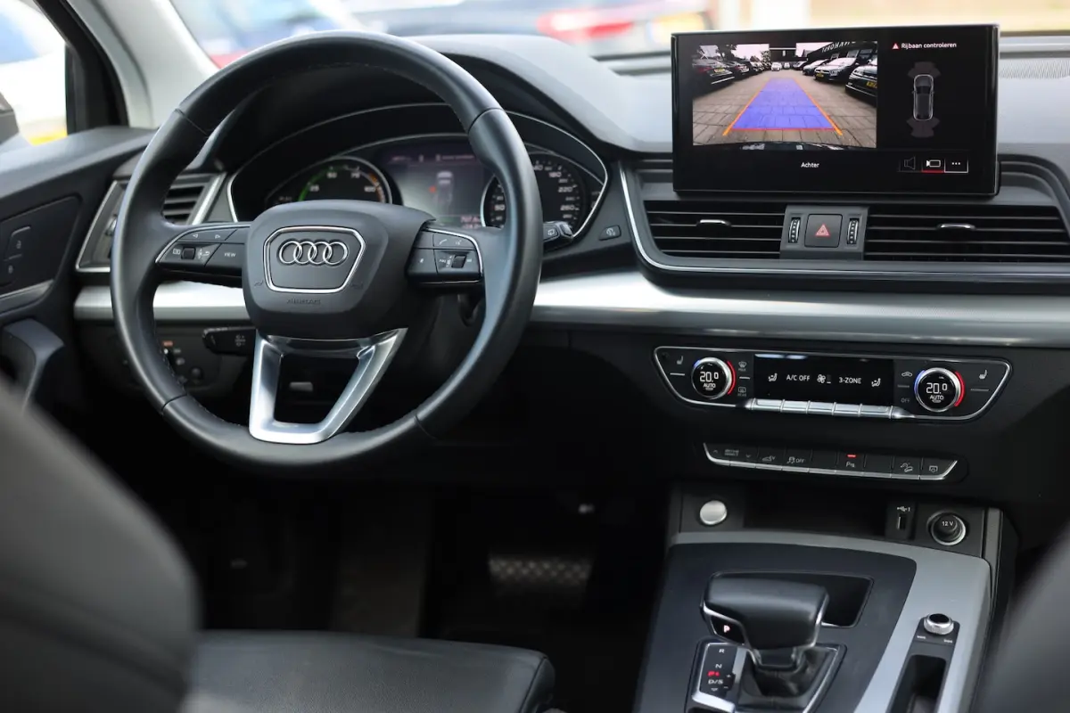 50 TFSI E S EDITION I TREKHAAK I CAMERA I SFEERVERLICHTING I LEDER