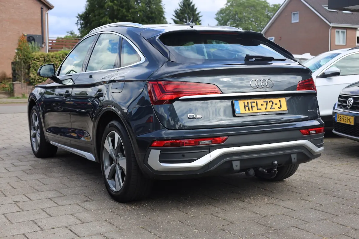 50 TFSI E S EDITION I TREKHAAK I CAMERA I SFEERVERLICHTING I LEDER