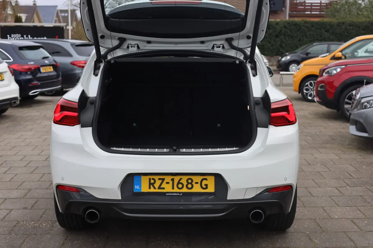 SDRIVE 20I HIGH EXECUTIVE | M-SPORT | LEDER | 20 INCH