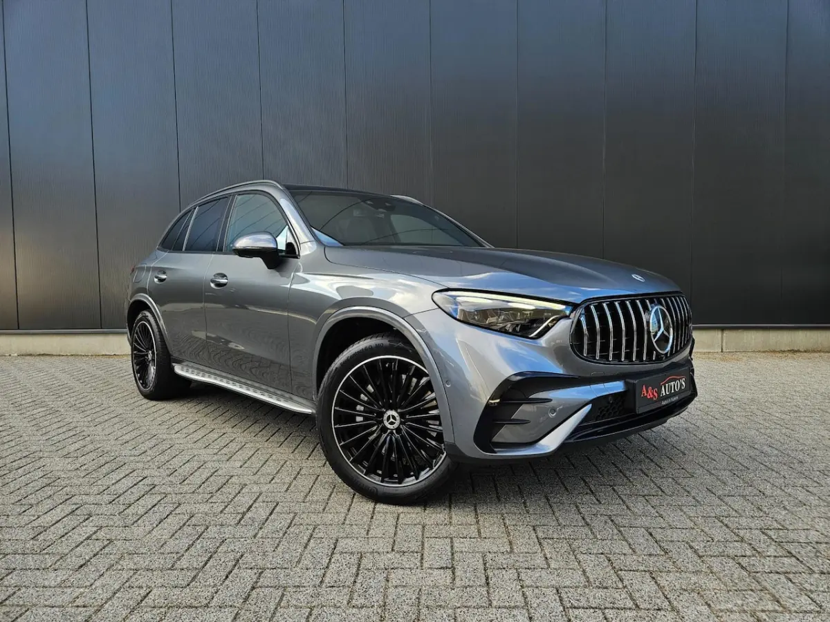 300e 4MATIC AMG Panodak Luchtvering Airmatic Memory 360camera Trekhaak Leder Virtual Sfeer